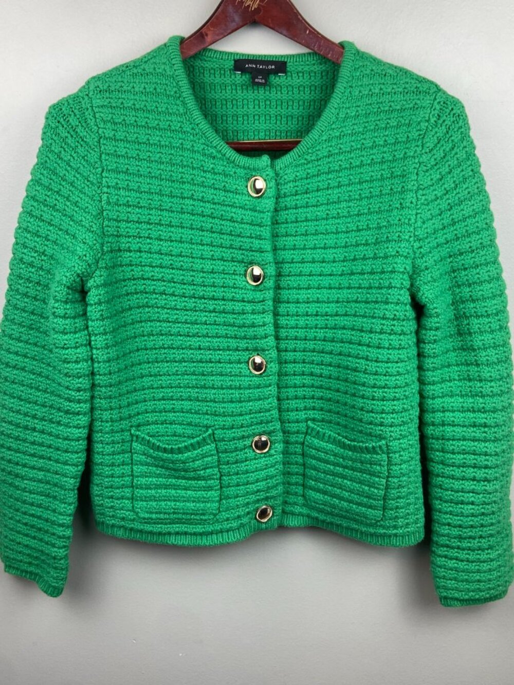 Ann Taylor Chunky Knit Green Cardigan With Gold Buttons Size Small Petite - Picture 5 of 8